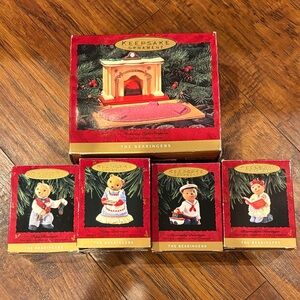 Hallmark The Bearingers Ornament Set - Red and Gold
